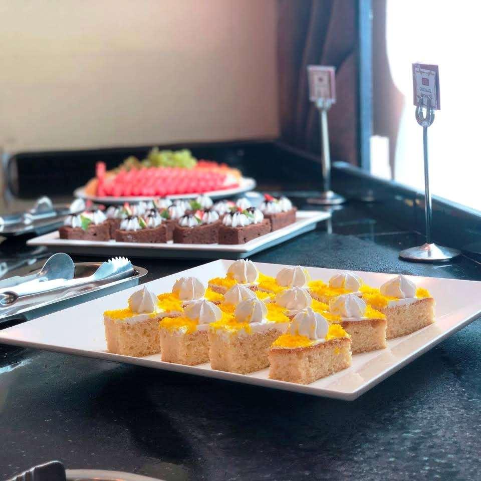 Al Jawhara Hotel Apartments Дубай Ресторан фото