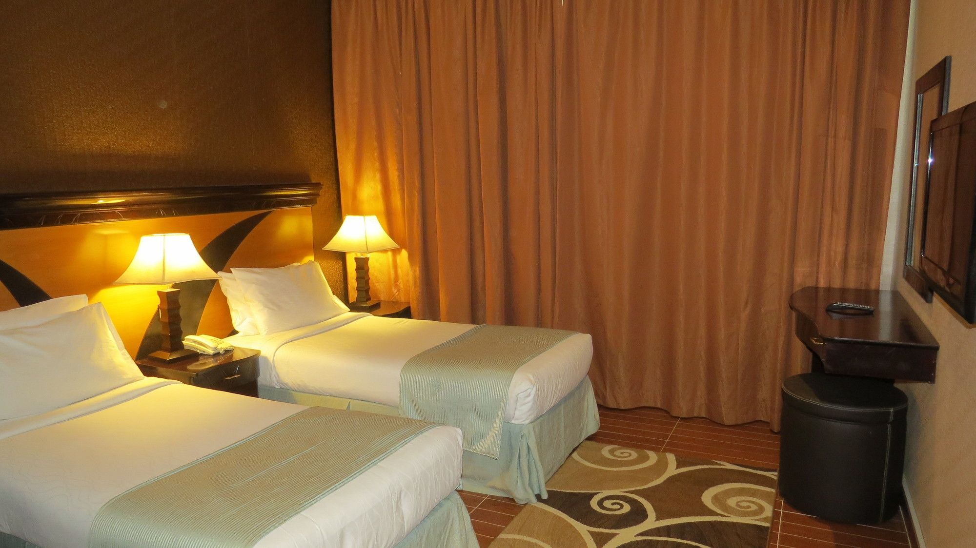 Al Jawhara Hotel Apartments Дубай Екстер'єр фото